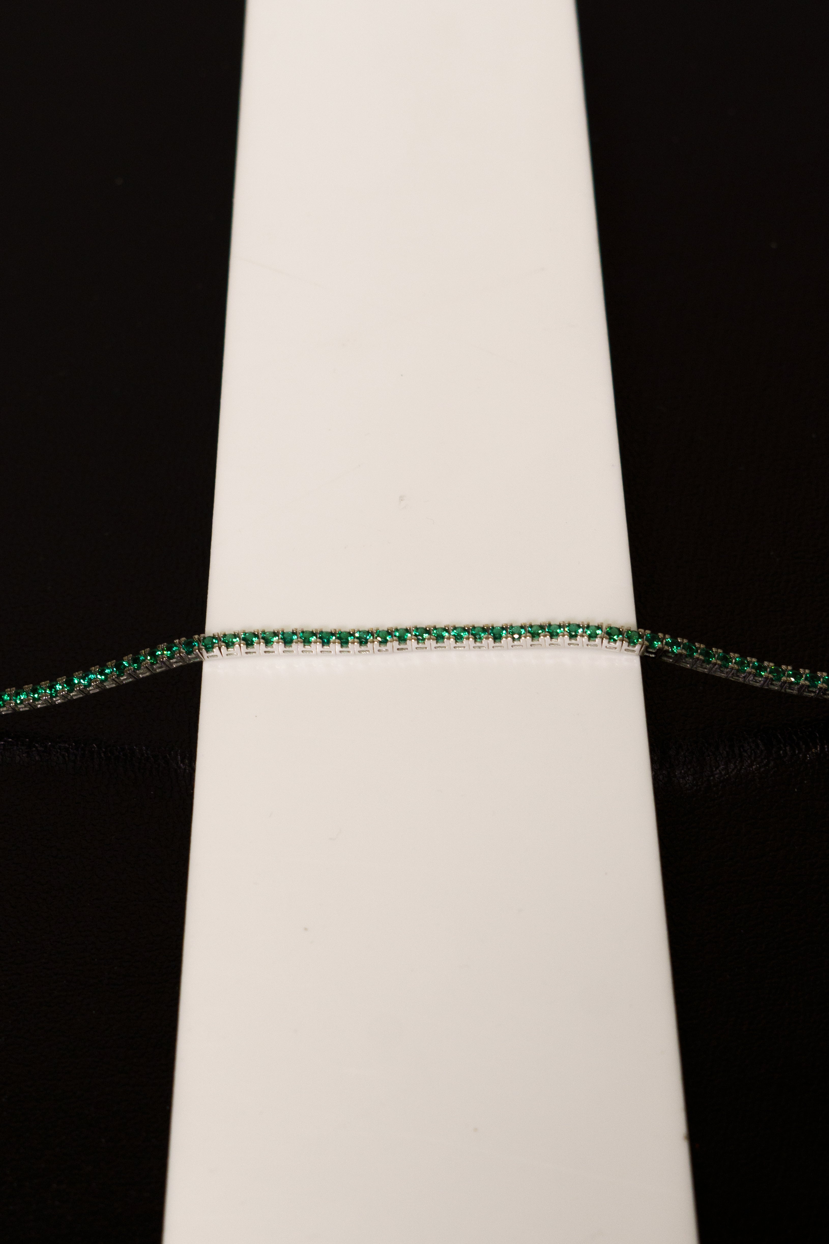Bracciale in oro 750% e smeraldi idro