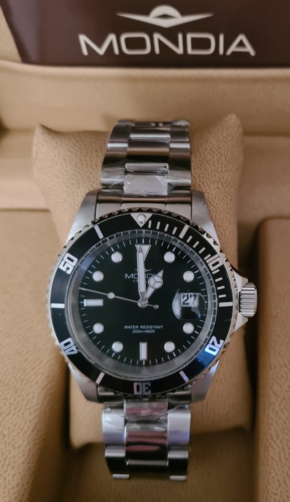 Mondia modello submariner quarzo ghiera nera cinturino acciaio oyster