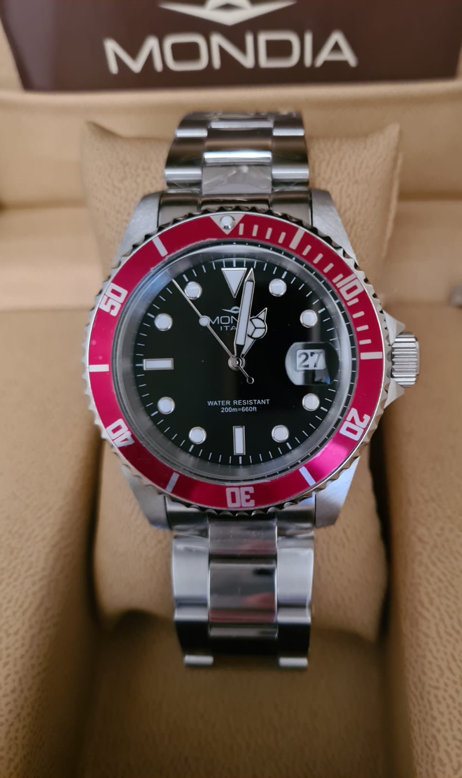 Mondia modello submariner quarzo ghiera rossa cinturino acciaio oyster